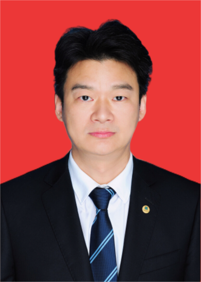 丁灏证件照（红底）.png